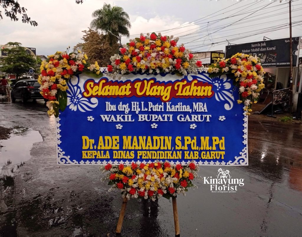 Pesan Karangan Bunga di Garut